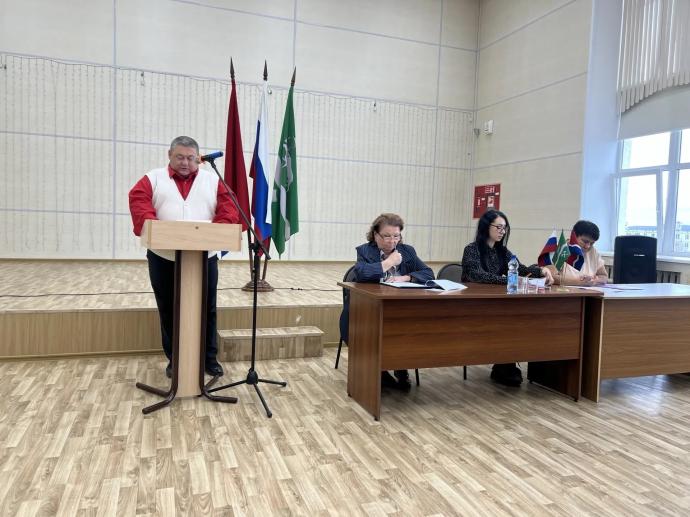 В Тындинском округе состоялось первое заседание Совета народных депутатов второго созыва
