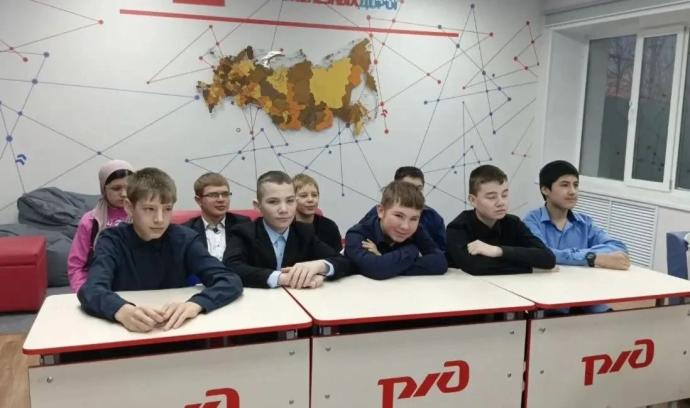 Профориентация школьников в Тындинском округе — инвестиции в будущее ключевых отраслей округа